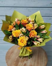 Букет цветов из:  Альстромерии и Розы в Марков Лес
