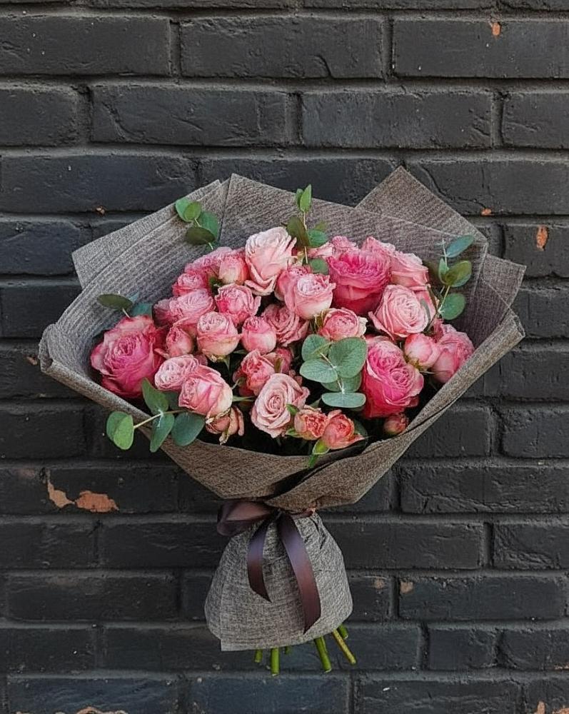 Букет цветов из: Розы в Марков Лес