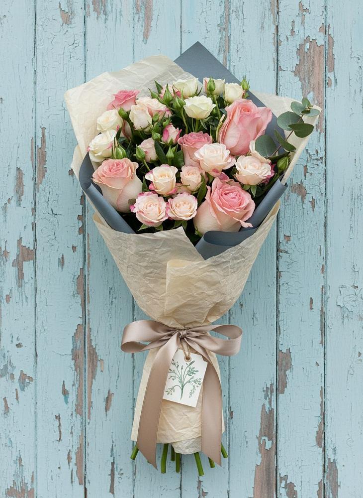 Букет цветов из: Розы в Марков Лес