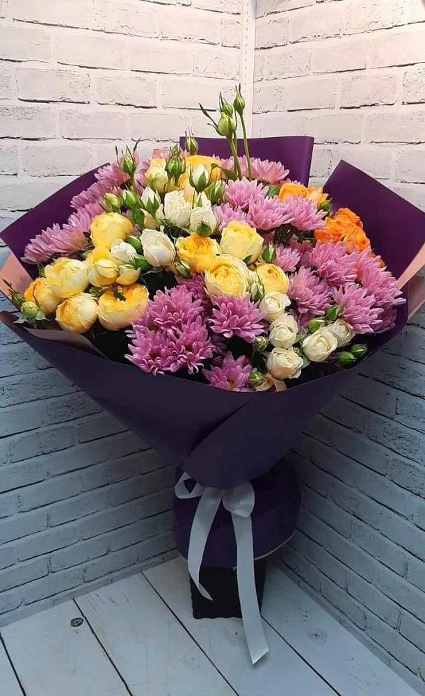 Букет цветов из: Хризантемы и Розы в Марков Лес