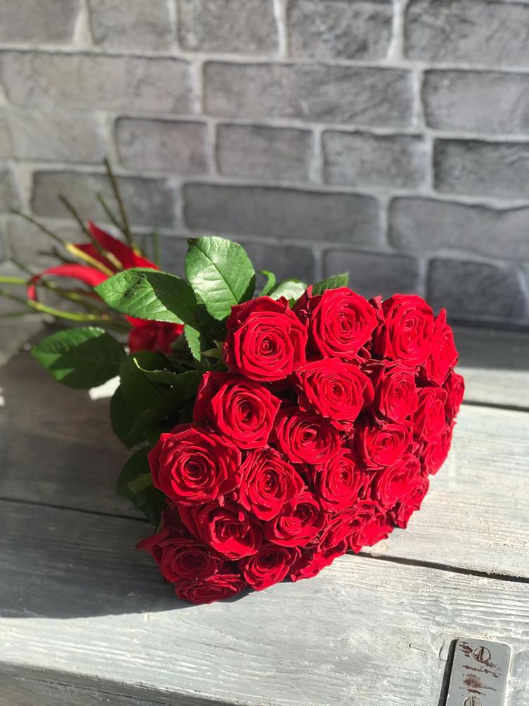 Букет Красные розы Фридом в Марков Лес