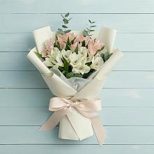 Букет цветов из:  Альстромерии в Марков Лес