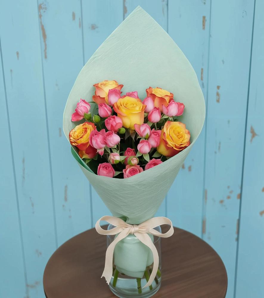 Букет цветов из: Розы в Марков Лес