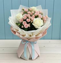 Букет цветов из:  Розы в Марков Лес