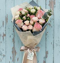 Букет цветов из:  Розы в Марков Лес