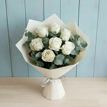 Букет Белые розы в Эвкалипте в Марков Лес