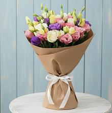 Букет цветов из:  Лизиантусы в Марков Лес